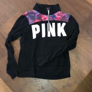 VS PINK sweater! Light weight and great condition!